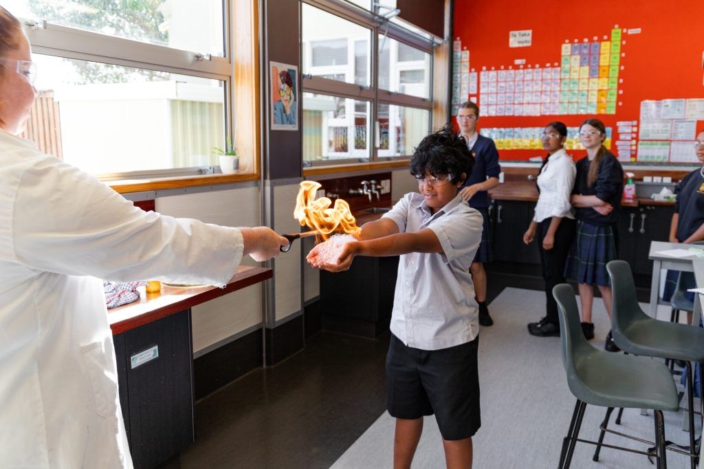 Tawa College