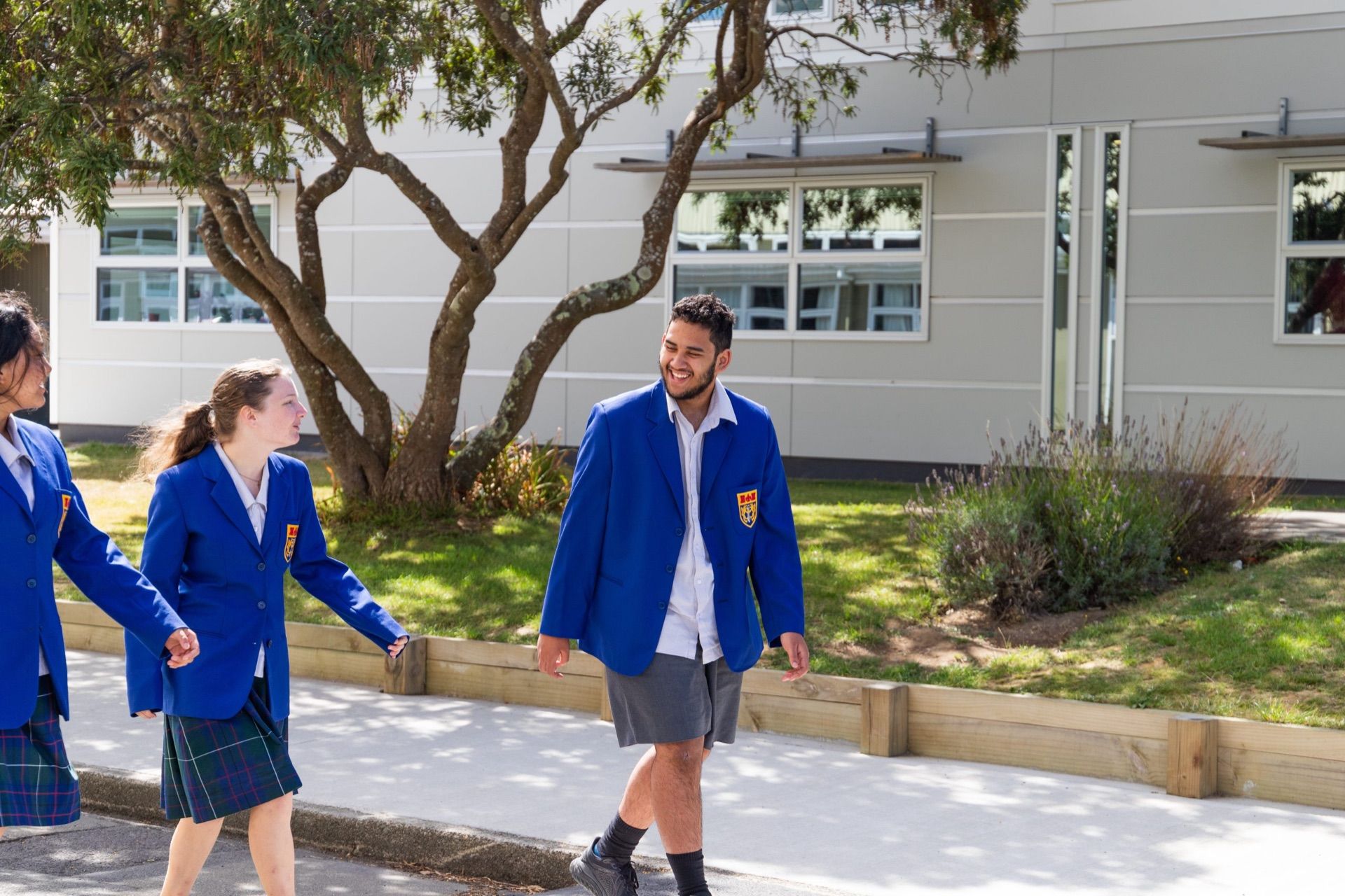 Tawa College