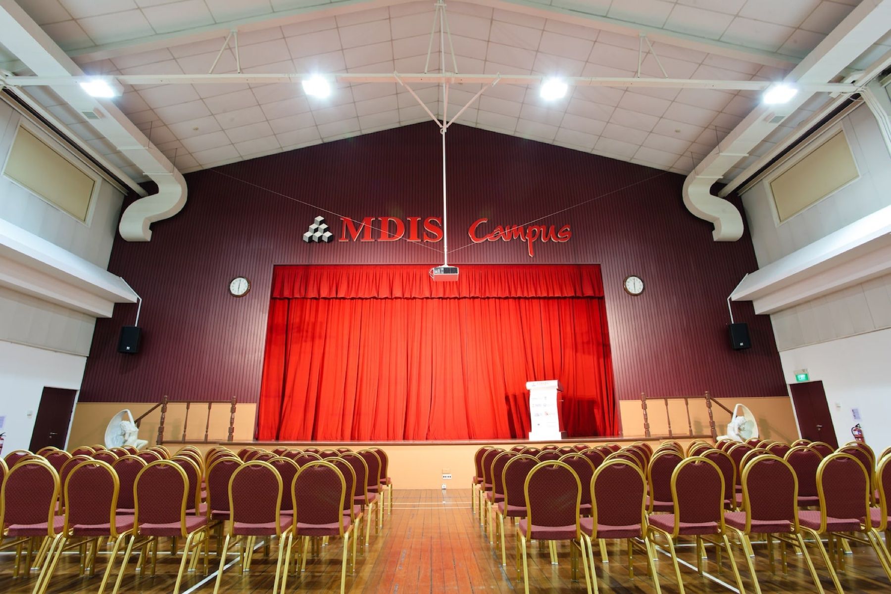 Management Development Institute of Singapore (MDIS)
