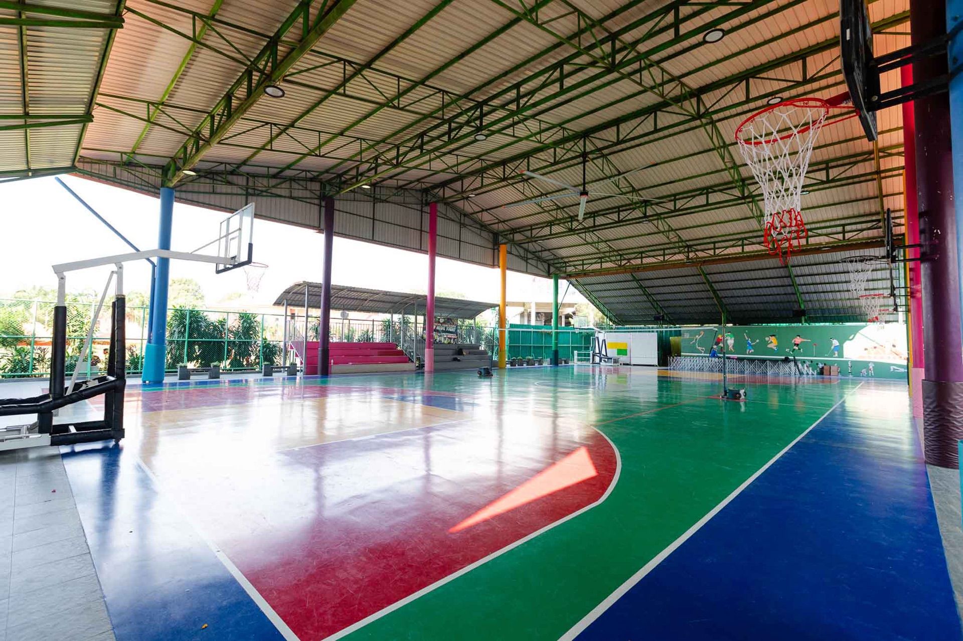 Mooltripakdee International School