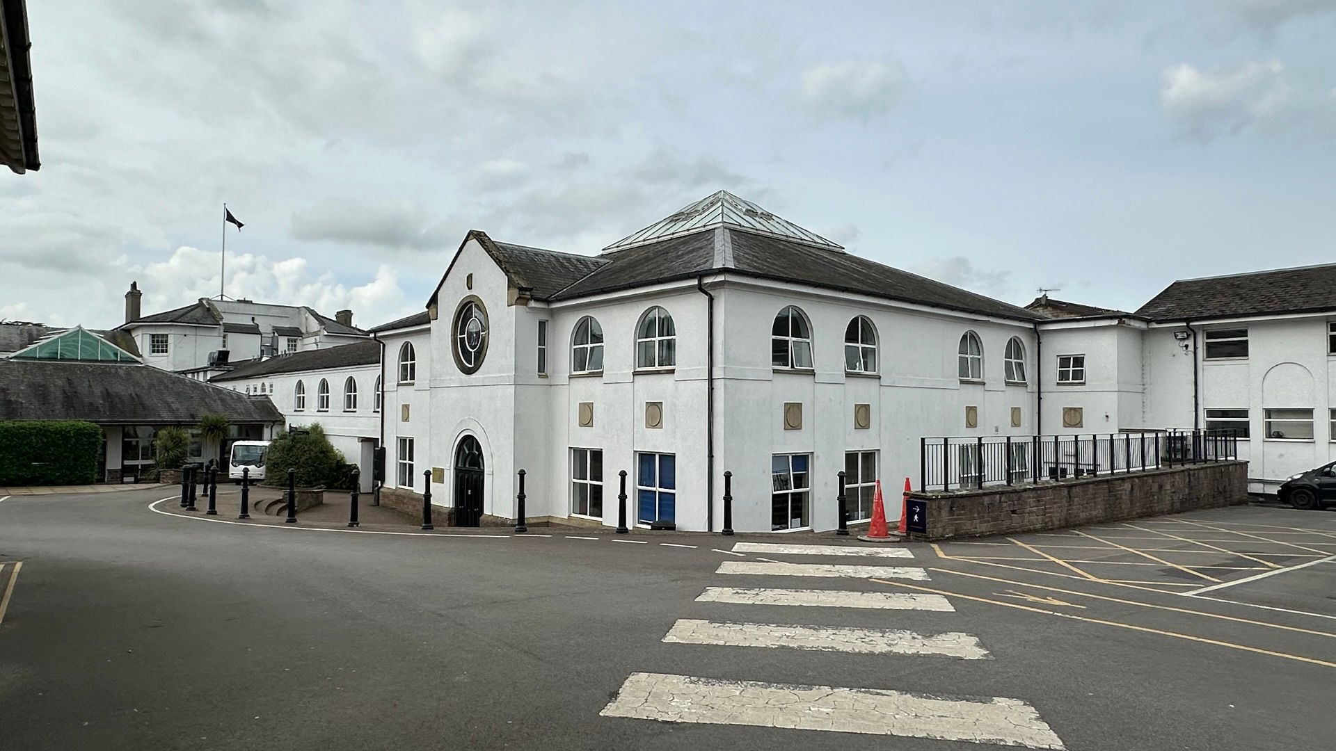 Sidcot School
