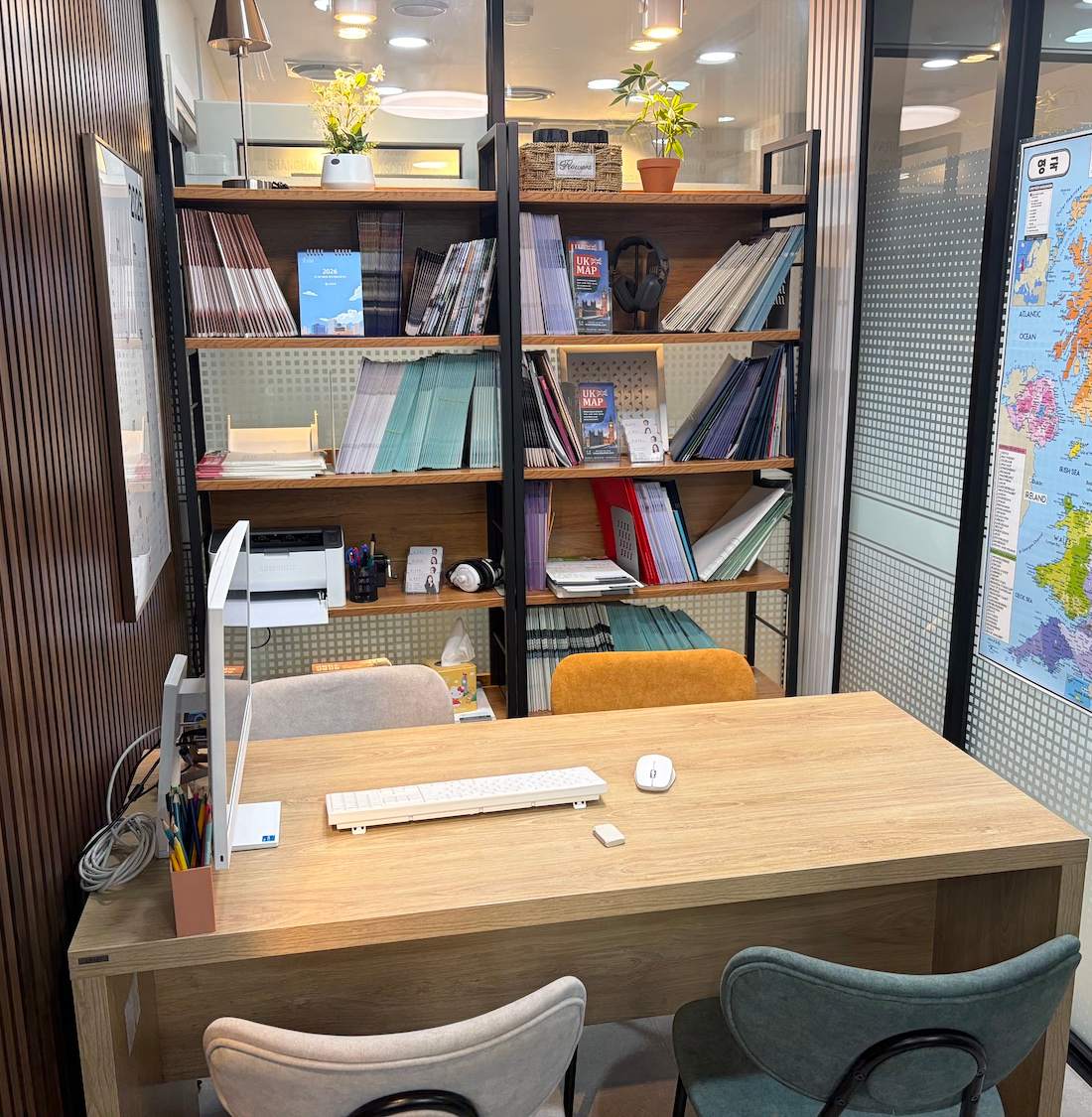 더유학 강남 본사 CBT 시험장 실제 모습